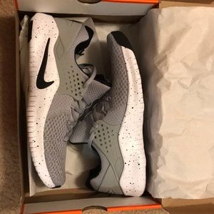 New Nike Free Trainer